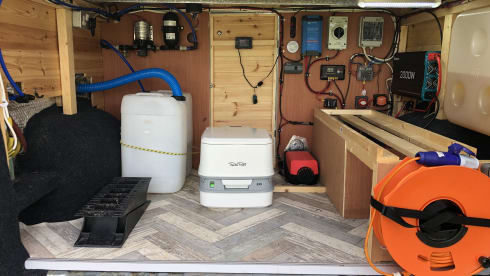 Dukey – Wander Wild With Dukey - OffGrid Campervan Escape
