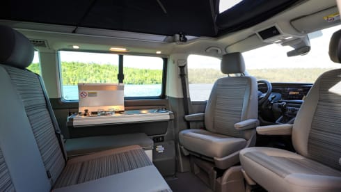 BLINKIE  – VOLKSWAGEN - CALIFORNIA BEACH 2021