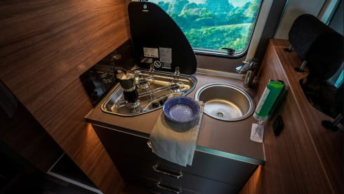 weins – Weinsberg CaraSuite 700 ME Automatic Very luxurious KM free!