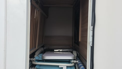 6 berth Swift escape 696 .    