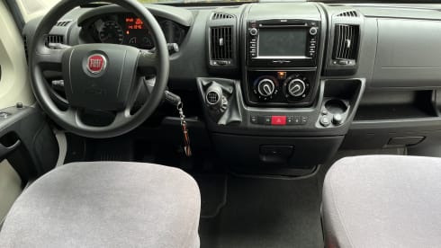 Carado  – Carado T448 5p semi-integrated from 2014