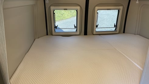 The MAD Van – Pop-up 4p Bürstner campervan uit 2023