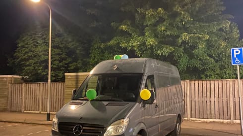 Henry – 2p Mercedes-Benz bus from 2007
