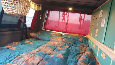 DreamCatcher – 4p Volkswagen camper van from 2025 - many extras included