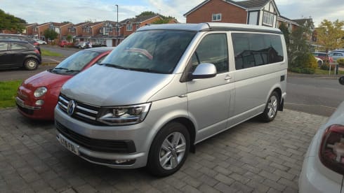 Rocky California  – 4 berth Volkswagen California Ocean bus from 2016