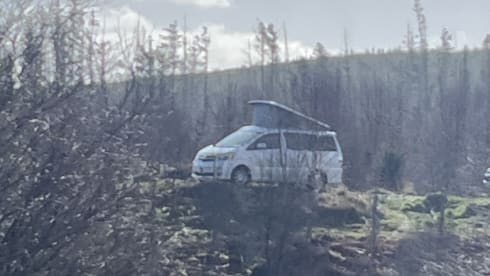 Hybrid – Compact Hybrid Family camper