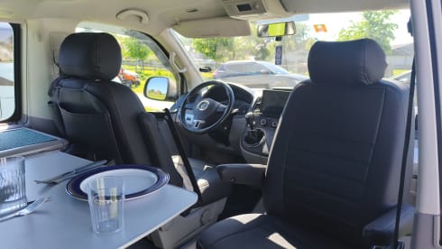 4p Volkswagen campervan uit 2011