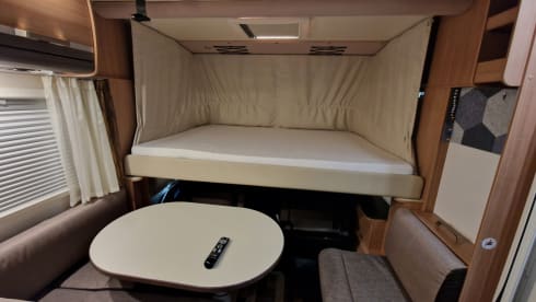 4-seater Knaus integrated from 2012