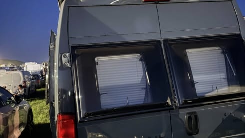 Arkoo – Year-round, off grid, 4/2 berth home from home