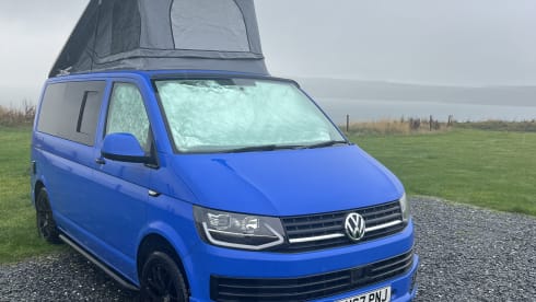 Luther – 4 berth Volkswagen T6 campervan from 2017