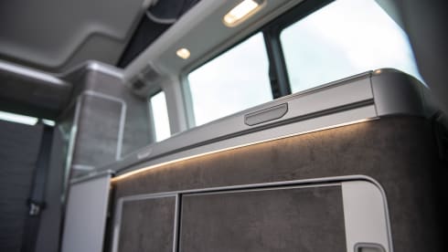 VAN MORRISON – YN20ECV VW CALIFORNIA CAMPER RENTAL, SUPER HIGH SPEC INC BIKE RACK