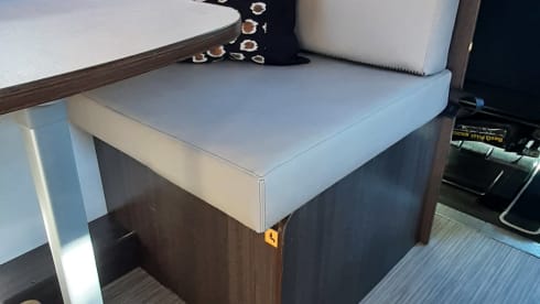 Very spacious and cozy 7-person family camper with air conditioning