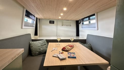 Sprinter – Luxury Mercedes Sprinter campervan