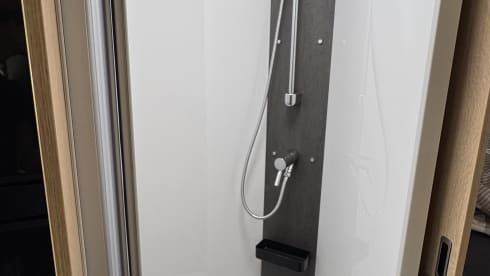 4p Sunlight semi-intégré à partir de 2025