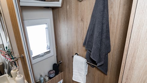 AFP 747 – Roller team 747 6 Berth 2025