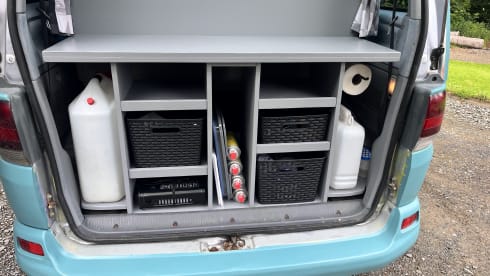 Toyota-Wohnmobil mit 2 Schlafplätzen, Baujahr 1999