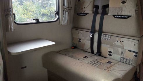 Top Spec 4 Berth Family Motorhome (4seatbelts)