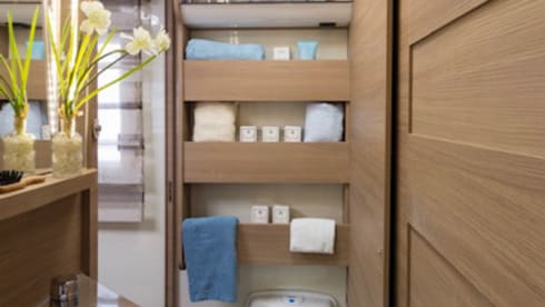 Luxurious Elnagh T-loft 591, diesel engine 150 hp, manual, driving license B