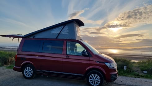 Ruby – 4 Berth T6! CarPlay/Cruise Control/Kitchen