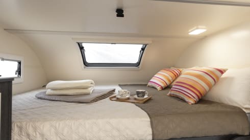 Skye – 5 berth Roller Team semi-integrated 2024/25