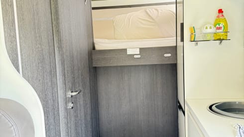 Vera – 6 berth 2021 Roller Team automatic, modern and comfortable!)