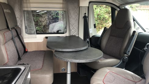 Exceptional 4 berth pop top family campervan from Malibu