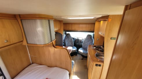 Bobby – 2p Ford semi-integrated from 2006