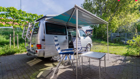 Classic 4p Volkswagen T4 California Westfalia from 2002