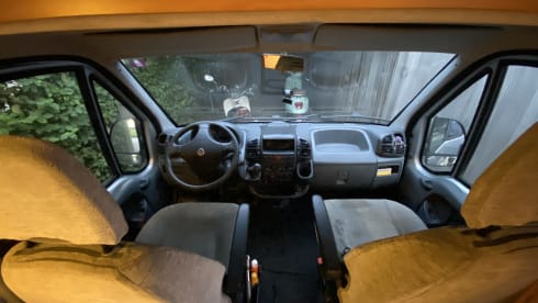 HUGO – 2p Fiat bus uit 2006