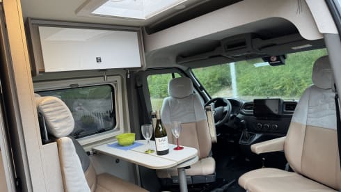 Camper van (2024), 2 berths and swivel module bike carrier