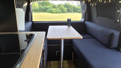 Alan – Citroën-Wohnmobil mit 2 Schlafplätzen, Baujahr 2021