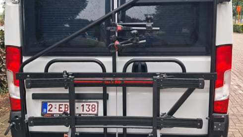 4p Citroën bus uit 2024. ELIOS FAMILY VAN 63