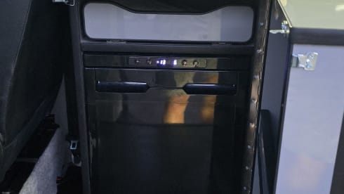 Wikes Adventures – 4 berth Volkswagen campervan 