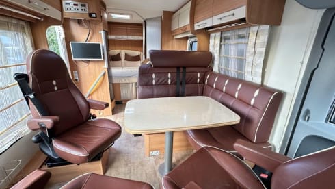 Goldy – 4P Integrale camper, Burstner, gold