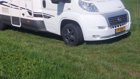Spacious cozy and luxurious family camper