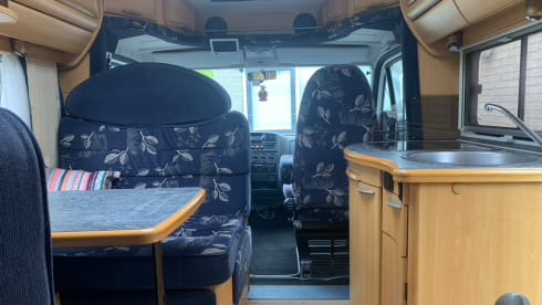3 people LMC semi-integrated from 2001 for a wonderful holiday