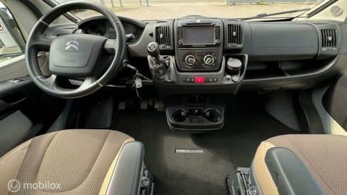 luxury Adria Twin 640 Supreme bus camper | Length beds | 165 hp