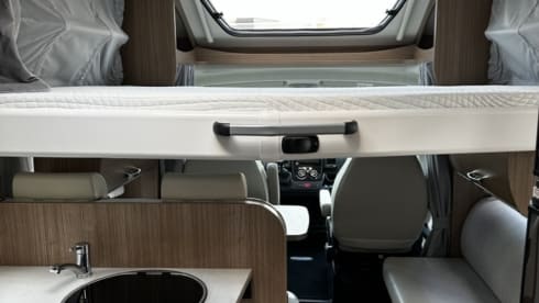 5 – Spacious and luxurious 3-person camper with lots of room to move!