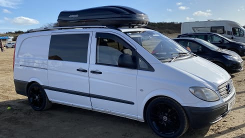 Danny de Vito – 2 berth Mercedes Vito Campervan 