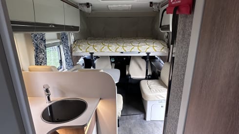 4 berth Luxury RV Motorhome