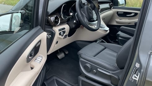 New Luxury Mercedes Marco Polo '22 for 4 persons