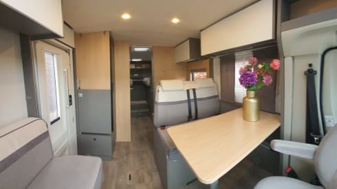 Excellent Campers  – 4p LMC semi-integrated from 2022