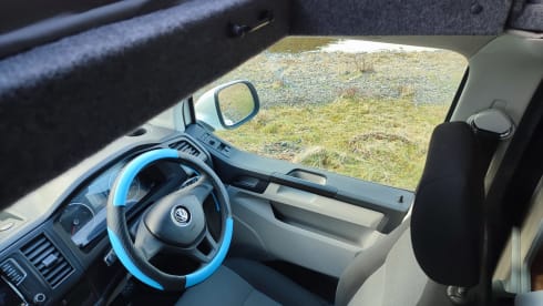 Baz – 4 berth Volkswagen campervan from 2019