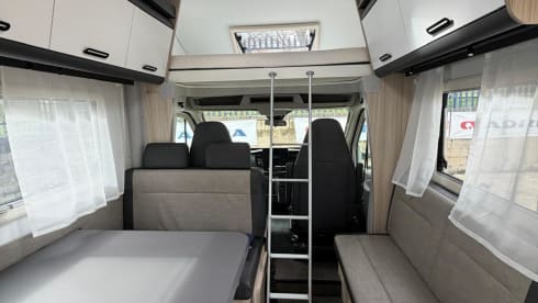 Rascals – 6-persoons Ford roller team zefiro 