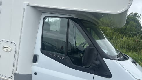 6 berth Ford Rollerteam
