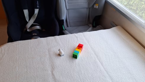 6p Hymer Alkovenmöbel aus dem Jahr 2005