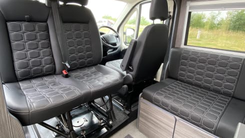 Modern Fully Equipped Sports Tourer by HR Multisport