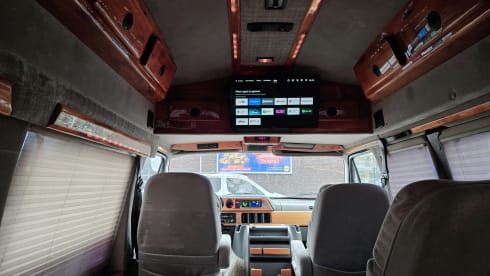 AAA-TEAM – 6p DODGE RAM bus from 1997 LUXURY