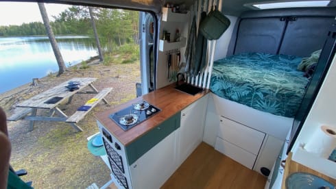 Casa Mobiel – Spacious off-grid Fiat Ducato bus camper - beautifully built in