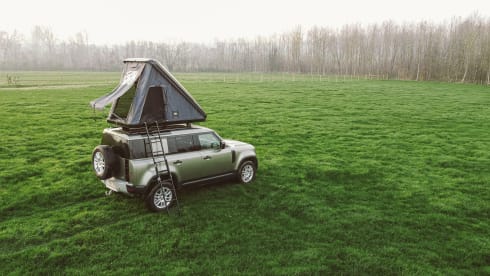 Above & Beyond – The All New Land Rover Defender